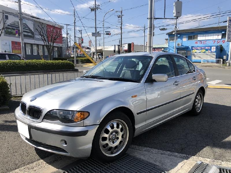 BMW 320i　鈑金施工事例
