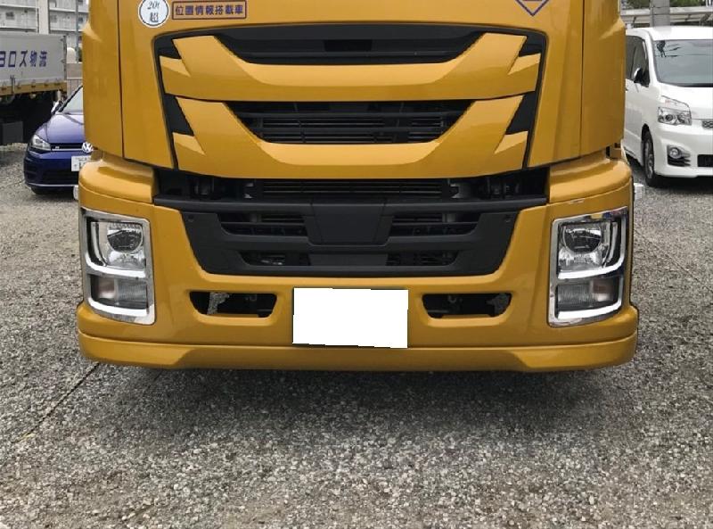 ISUZU　GIGA鈑金施工事例